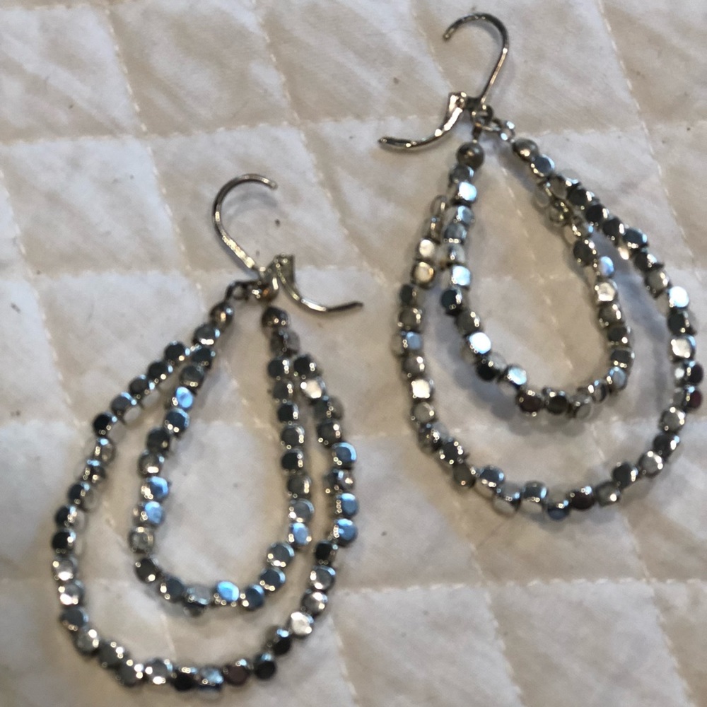 Silver earrings! 💃